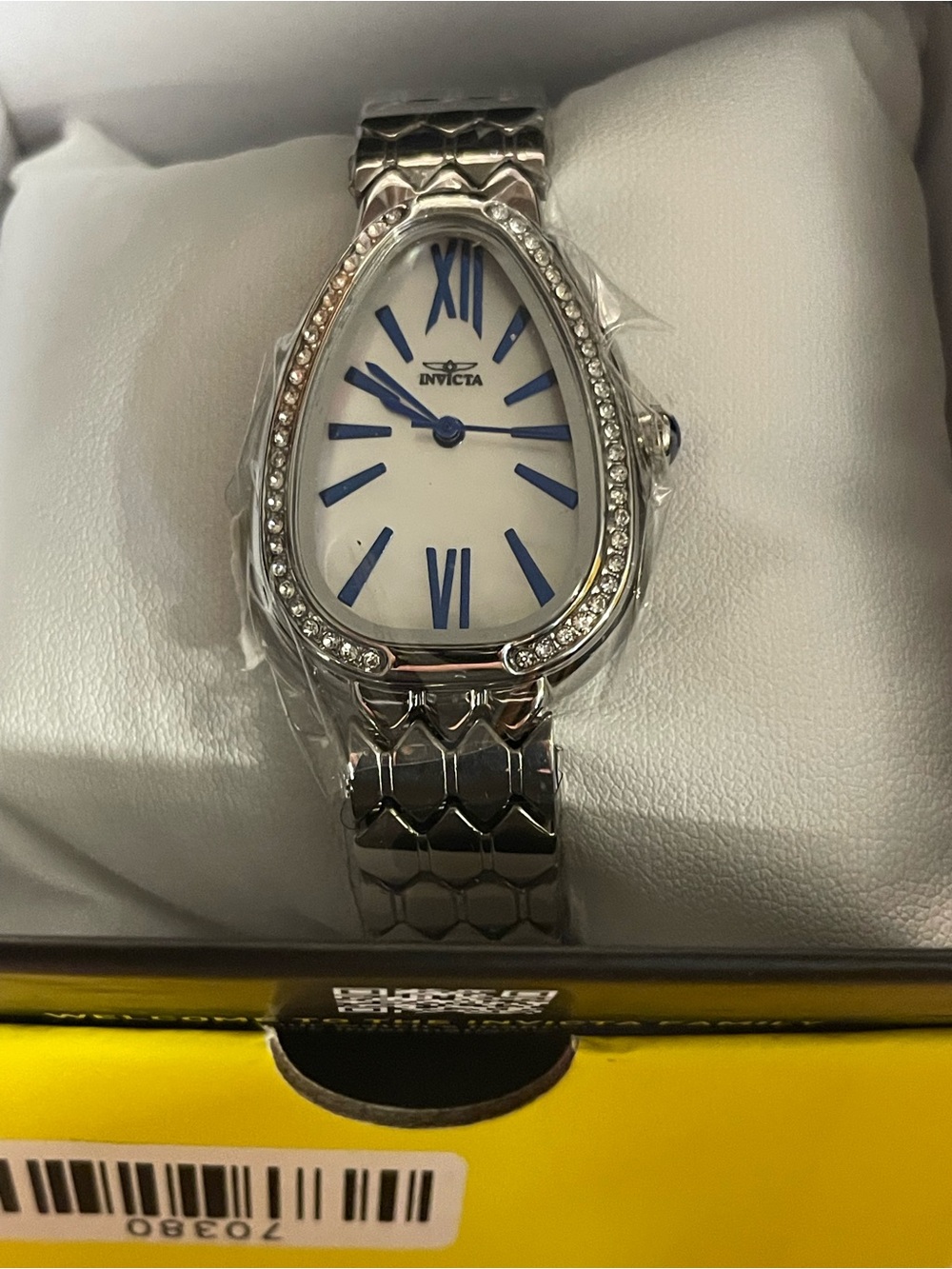 NIB INVICTA WATCH